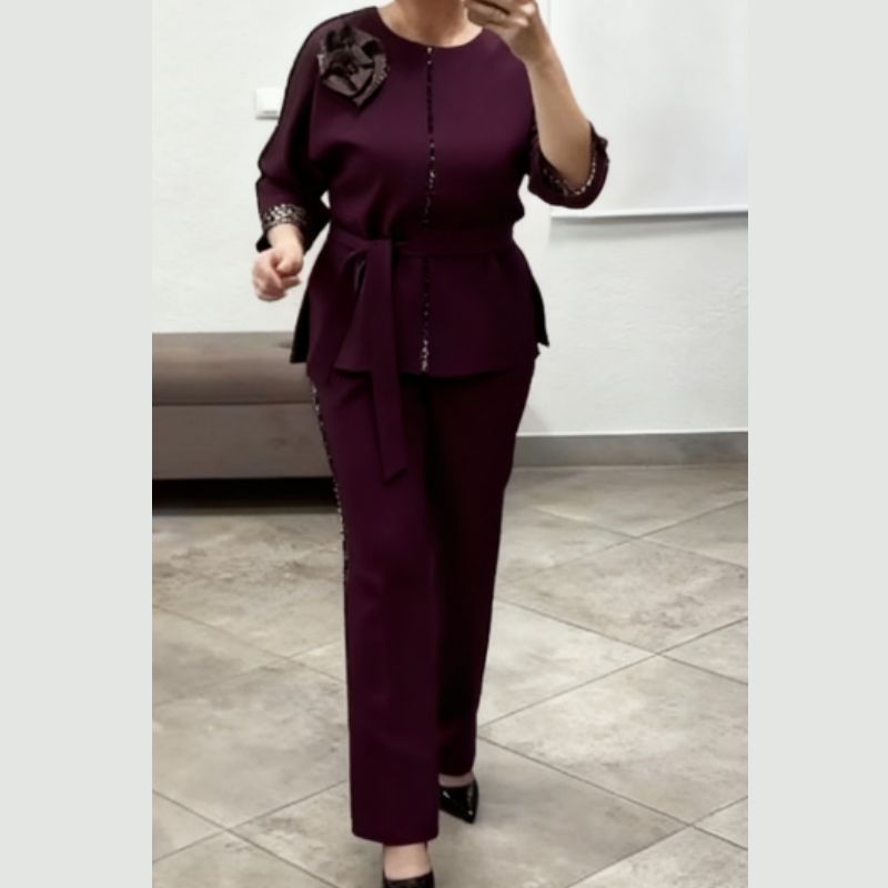 Quenilisse - Chic Women's Set with Leopard Details