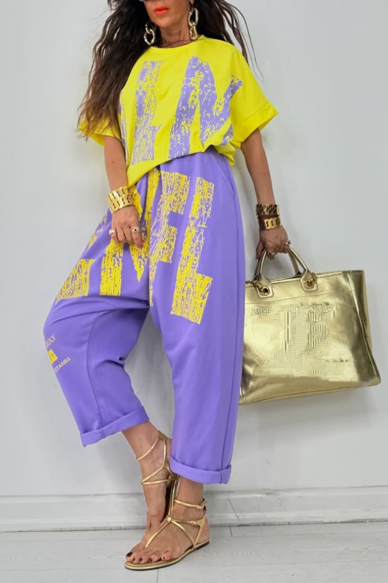 Kirelle - Women's casual outfit with printed round-neck top and trousers