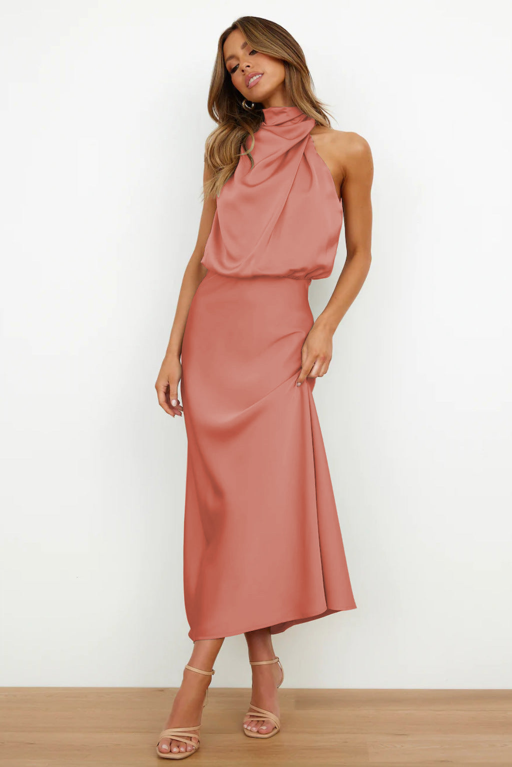 Zoya - Elegant Maxi Dress