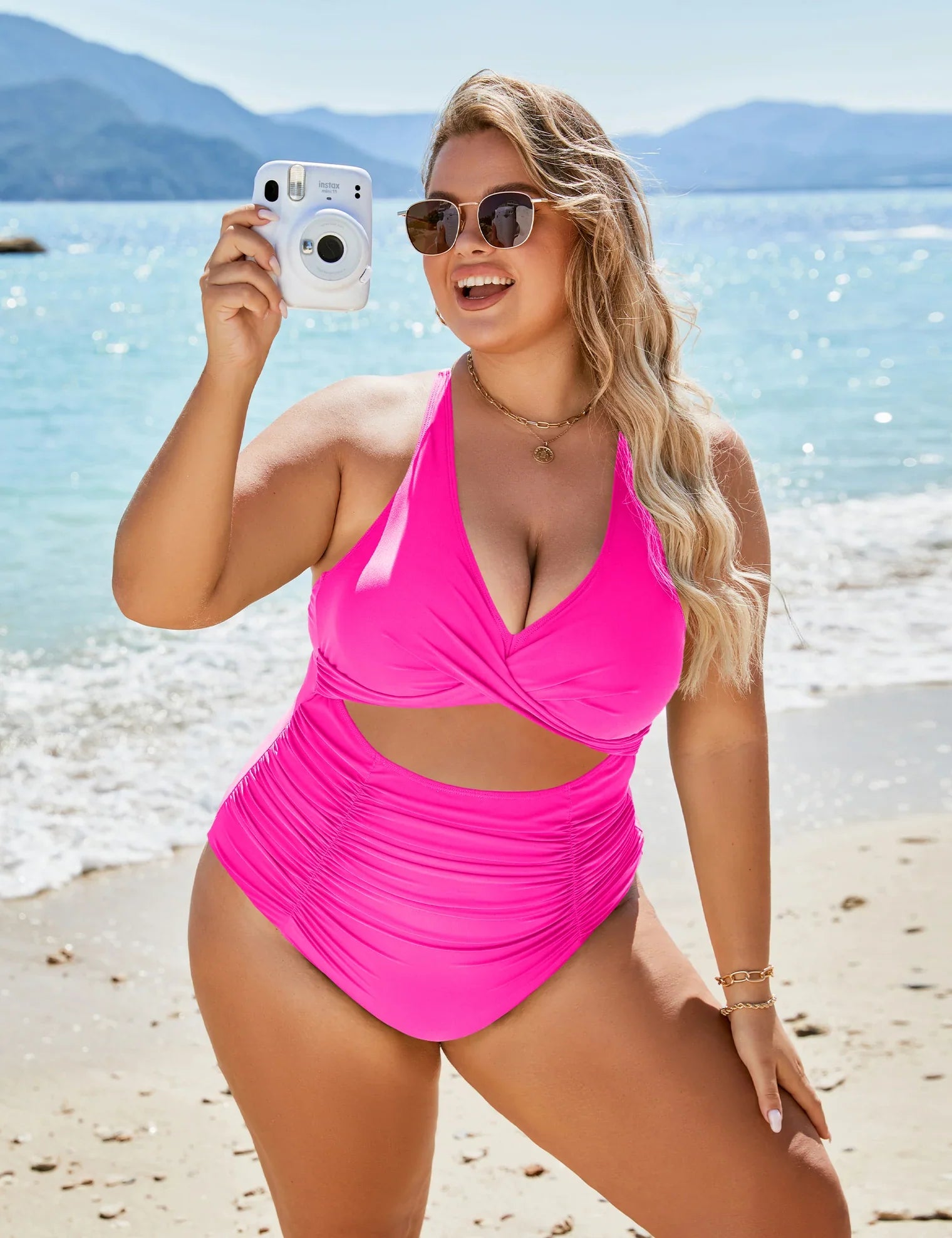 Samara™ - Eendelig geplooid badpak met uitsparingen - Een stijl die elke curve sublimeert