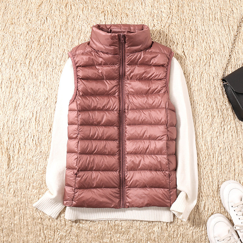 Quelora™ - Lightweight Pleated Gilet in Feathers for an Elegant Style