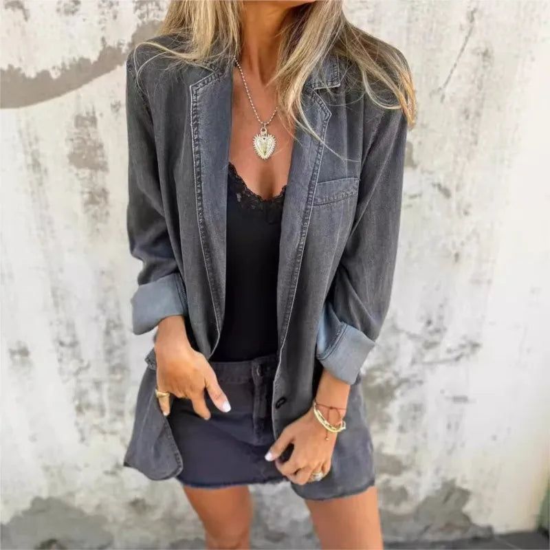 Lucinda™ - The Denim Dream for Cool Days and Stylish Moments