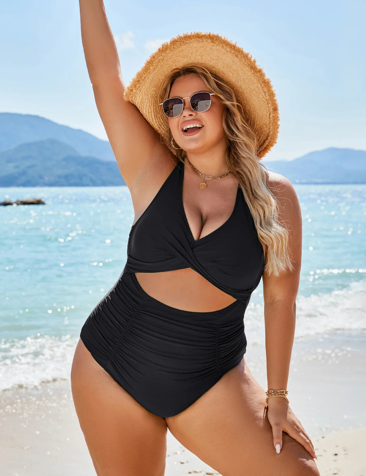 Samara™ - Eendelig geplooid badpak met uitsparingen - Een stijl die elke curve sublimeert