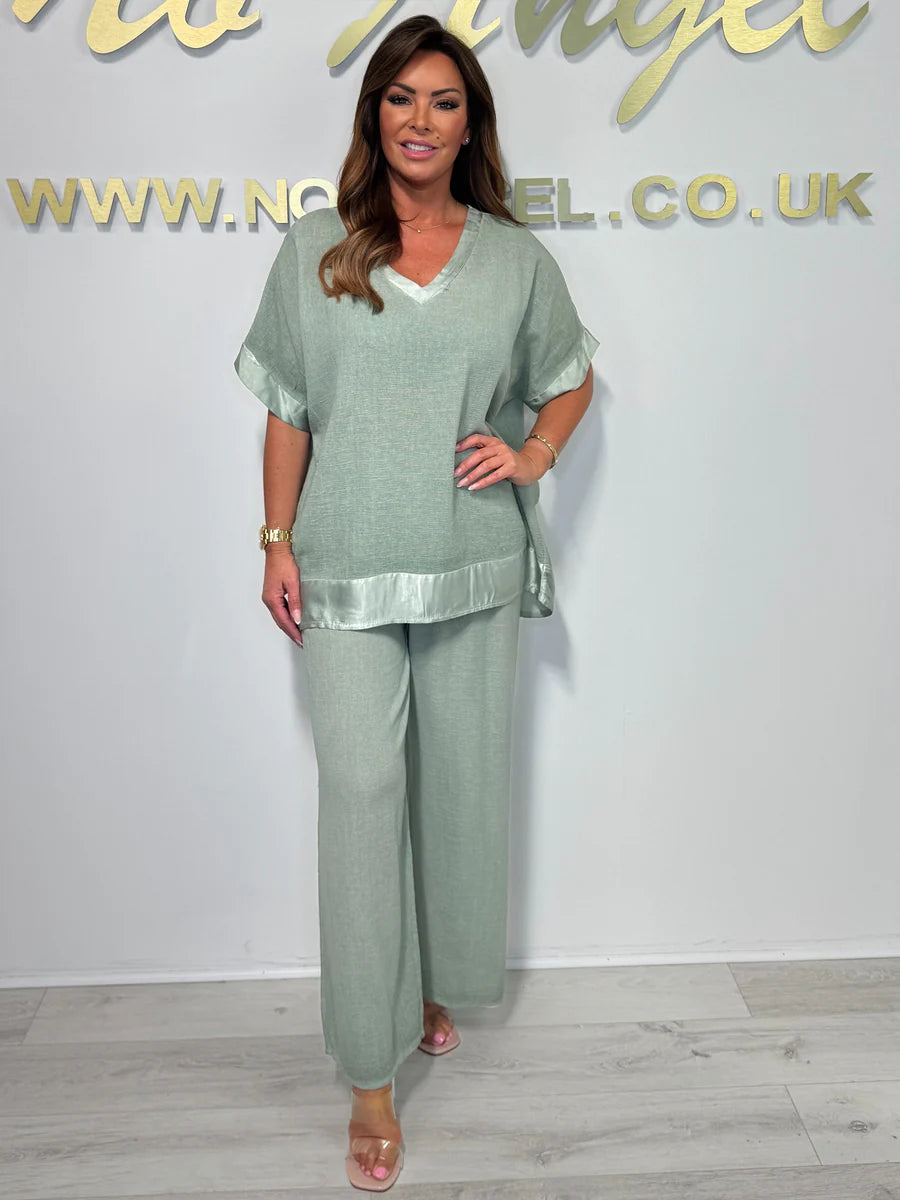 Haliora - Casual and trendy women's set with V-neckline