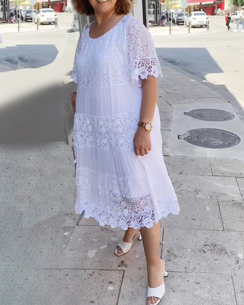 Isis™ - Plain lace dress with short sleeves