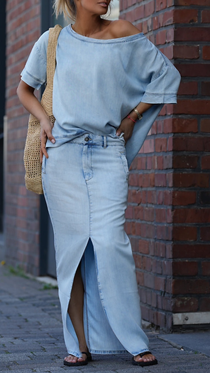 Mireya - Women's Casual Set in Denim Tencel with Round Neckline