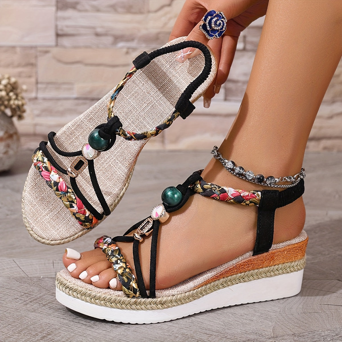 Ivelisse - Comfortable wedge sandals