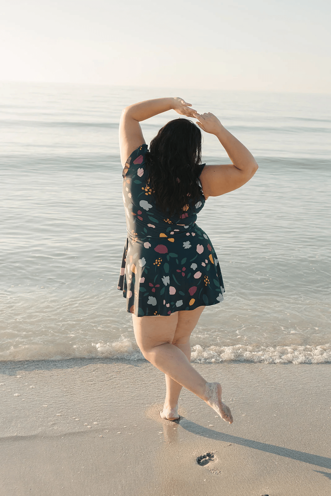 Melisande - Swimsuit with ruffles and integrated bra