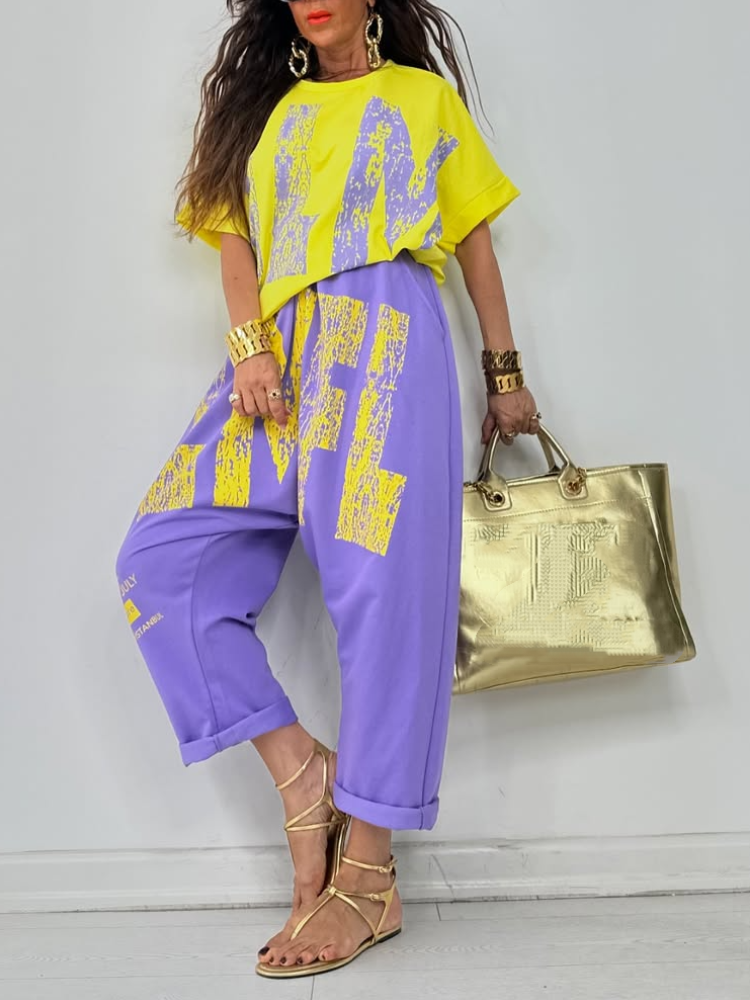 Kirelle - Women's casual outfit with printed round-neck top and trousers