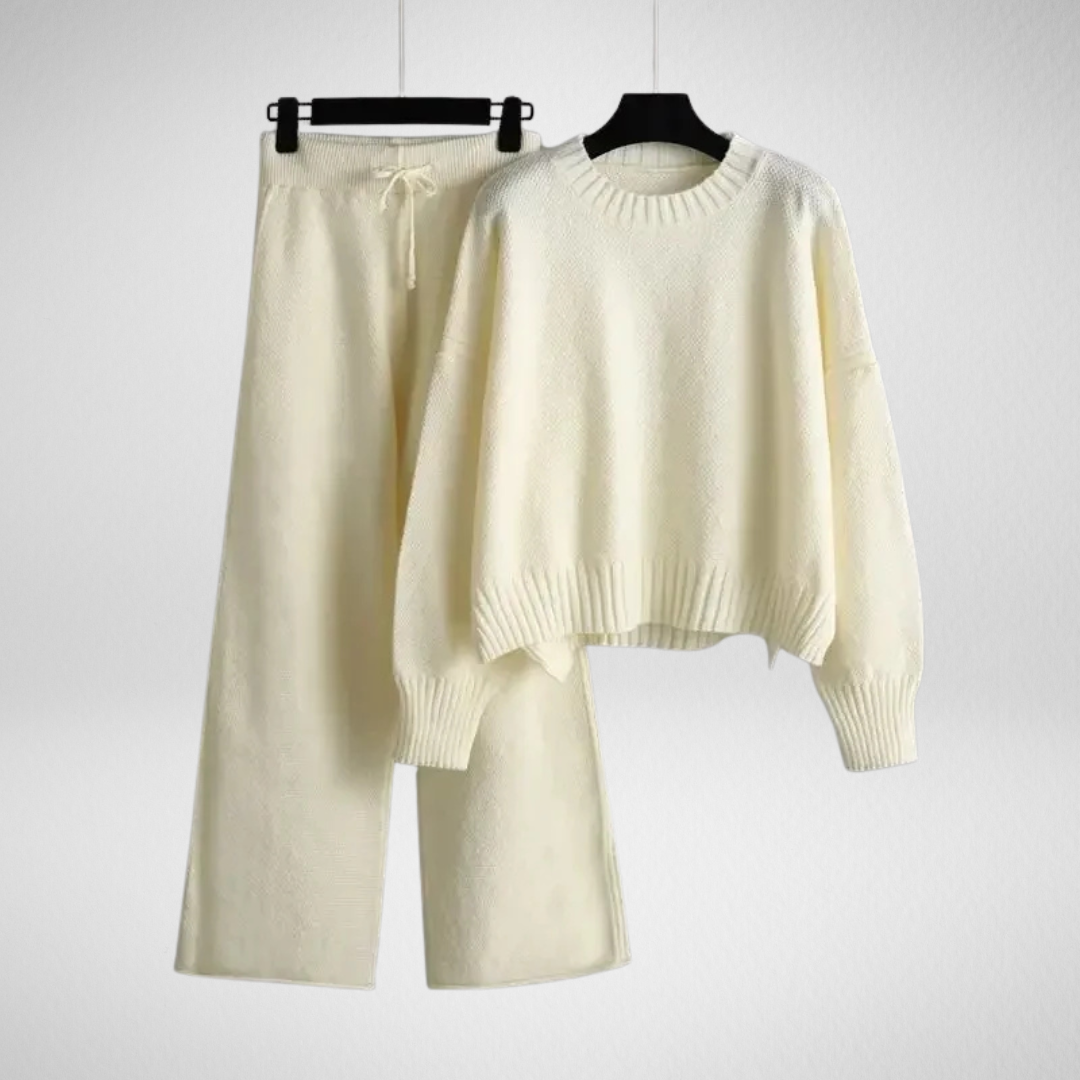 Thavianne - Soft Knit Elegance Parisian Set