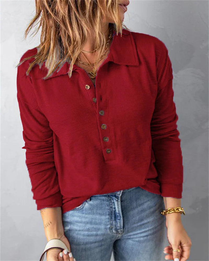 Marlène - Women's comfortable cotton V-neck shirt