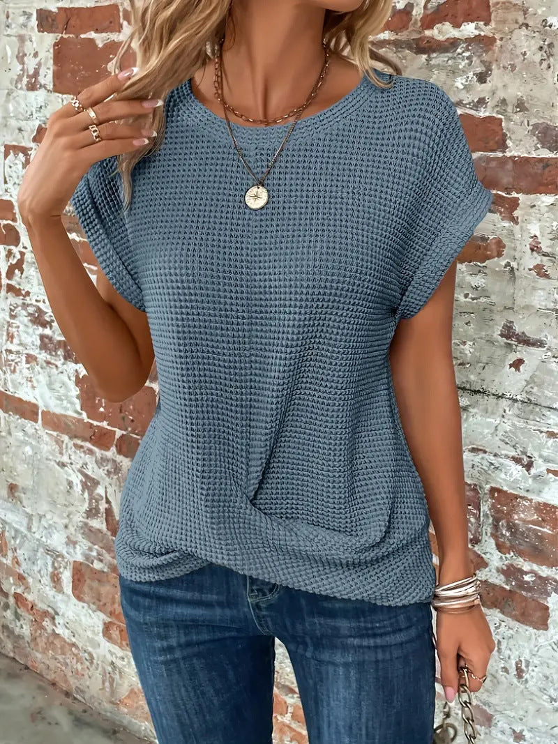 Clarissa™ - Elegant blouse with round collar