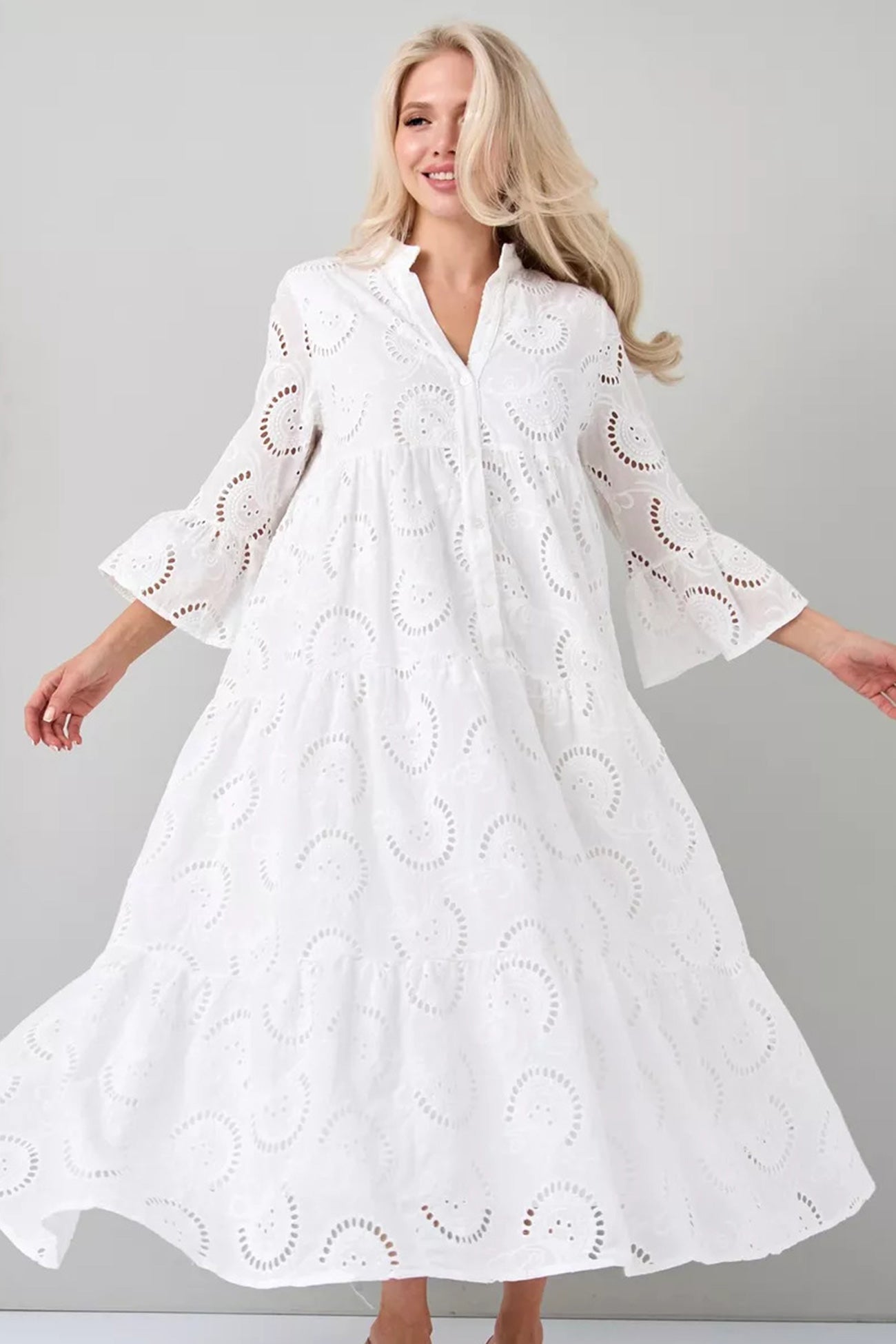 Noa - Cotton Dress with Embroidered Sleeves and V-Neckline