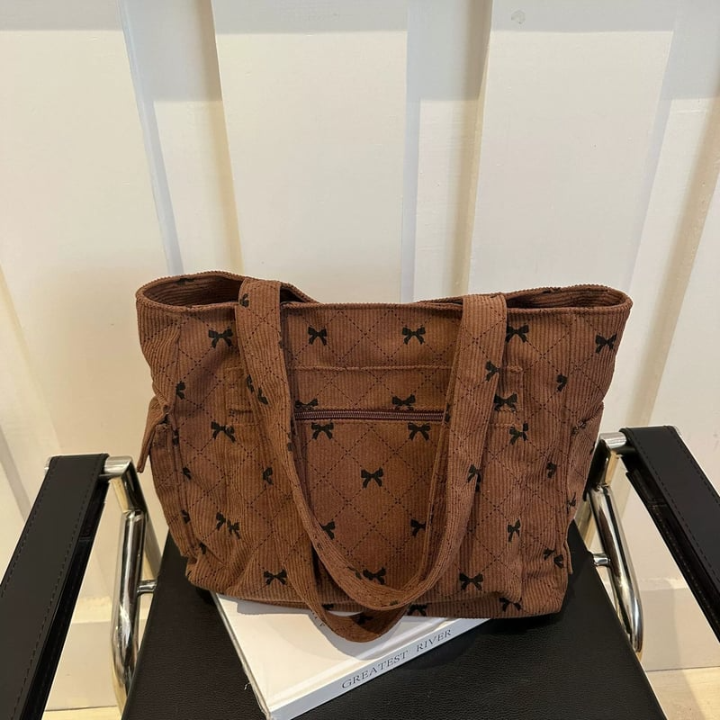 Iselina - Elegant and Minimalist Switch Backpack