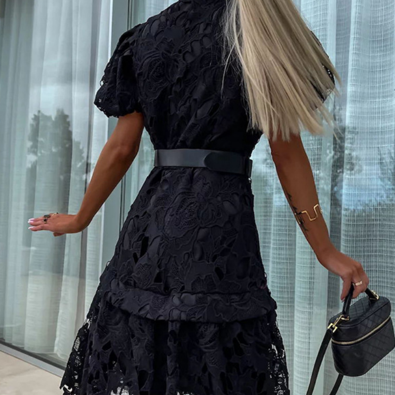 Layla - Retro lace dress with short sleeves and cut-outs for women.